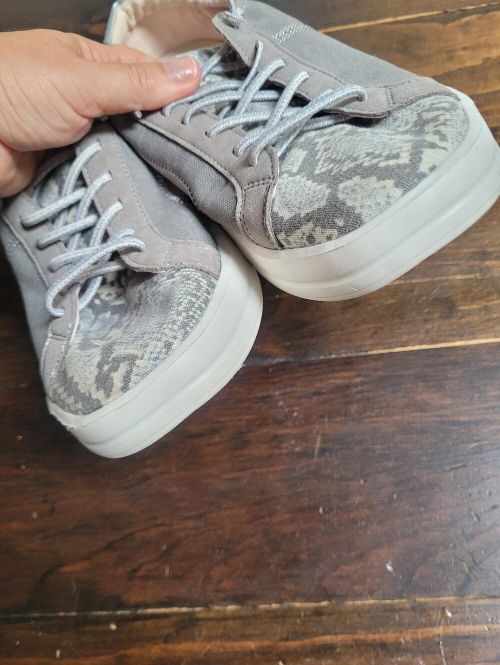 Hey Dude Karina Silver Python Slip On Sneaker 10 41 - Picture 3 of 11